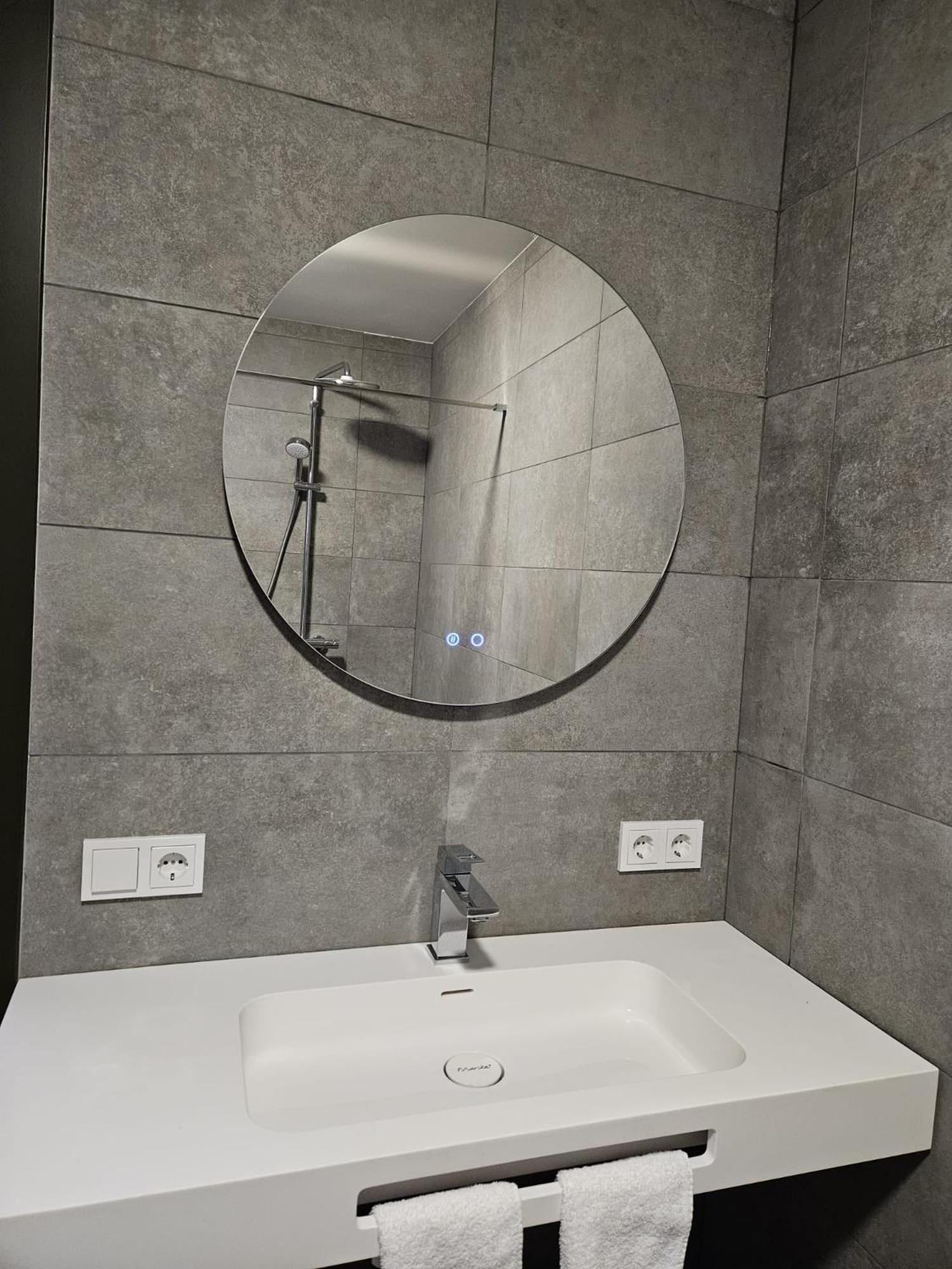 Hotel חרודה מראה חיצוני תמונה